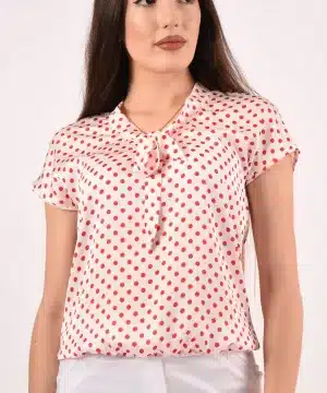 ПЕНЕЛОПЕ - Блуза с къс ръкав - сатен - червени точки - Блузи и Ризи - RenyStyle.bg