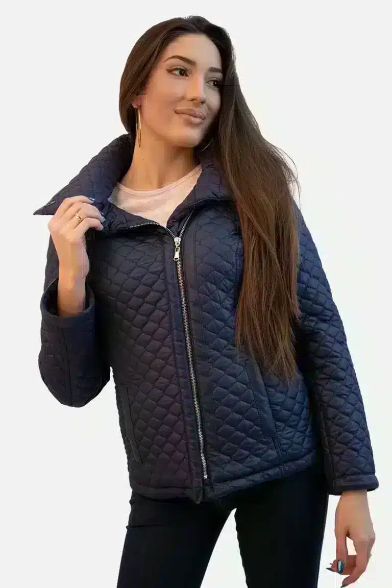 Късо яке- бродиран шушляк - с качулка - Дамски якета - RenyStyle.bg